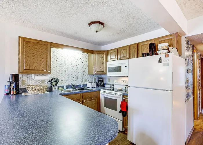 Holiday home Unwind Poolside, Walk To Sand! Ocean Ocean City